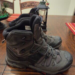 Men's Solomon Quest 4D 11.5 waterproof boots used
